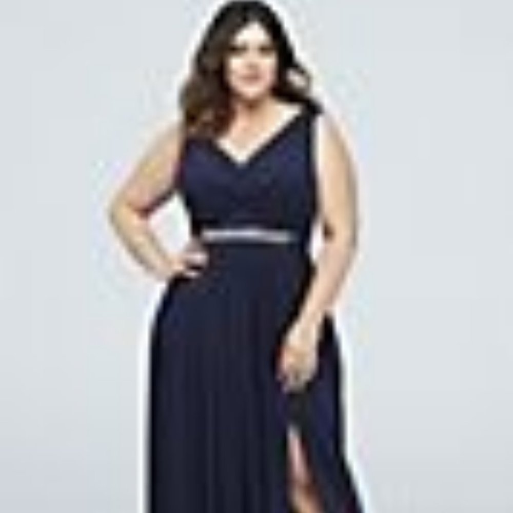 DAVID'S BRIDAL  W11092 Long Mesh Dress with V-Neck and Beaded Waistband - Picture 2 of 6